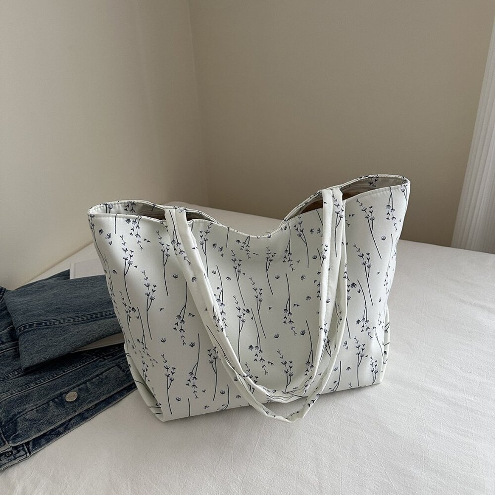 Medium Nylon Classic Style Sewing Thread Square Zipper Chic Floral Tote Bag - Picture 9 of 12